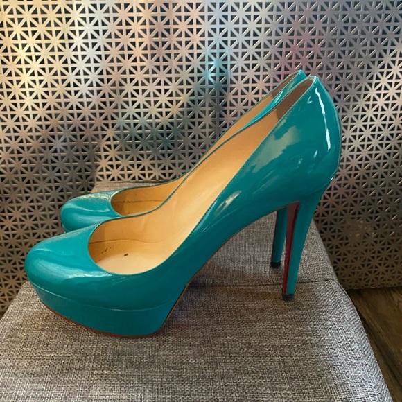 Christian Louboutin Bianca pumps size 40.5 great condition. - Picture 2 of 6